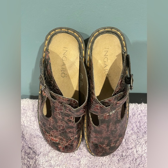 INGARO Black & Red Stone  "HAPPY" Wedge Nurse Mules/Clogs Slip Resistant Size 10 - Picture 3 of 10